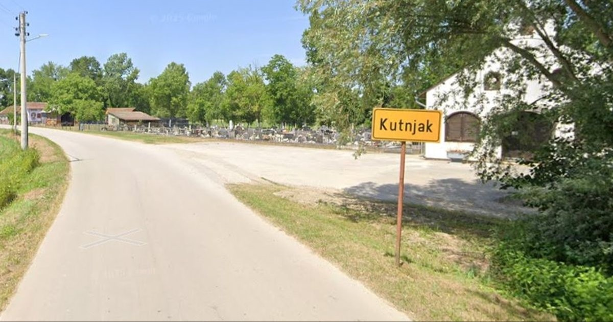 Traktor u Podravini probio dvije ograde i planuo nakon sudara, vozač u bolnici