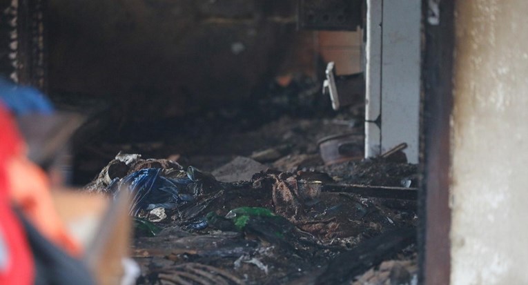 Karlovački vatrogasci gasili požar pa pronašli desetak ručnih bombi