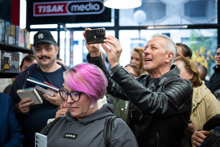 U centru Zagreba nastala ogromna gužva, kriv je kultni bend