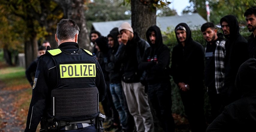 Tražitelji azila u Njemačkoj socijalnu pomoć dobivat će preko kartice, ne u gotovini