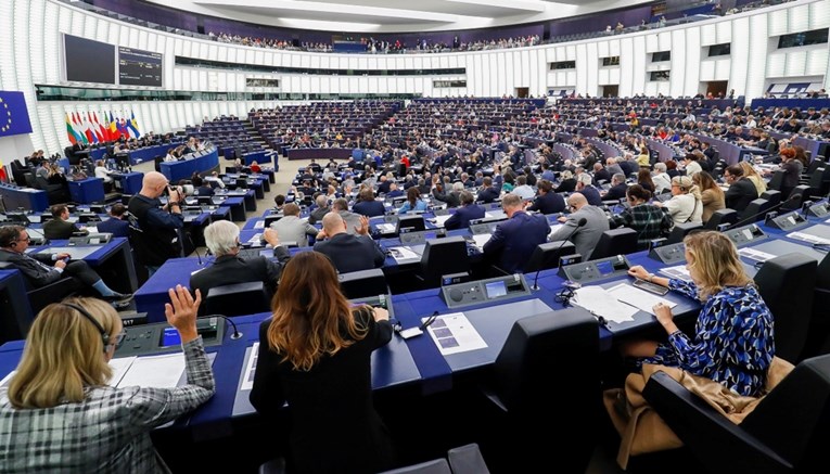 Europarlamentarci: Srbija se treba uskladiti s EU i uvesti sankcije Rusiji