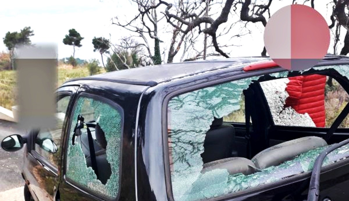 Zvjerski se potukla dvojica kod Splita, jedan imao šipku: "Stakla i krvi posvuda"