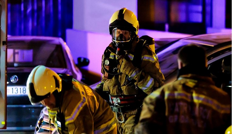 Planuo požar u stanu u Splitu, dvije osobe lakše ozlijeđene