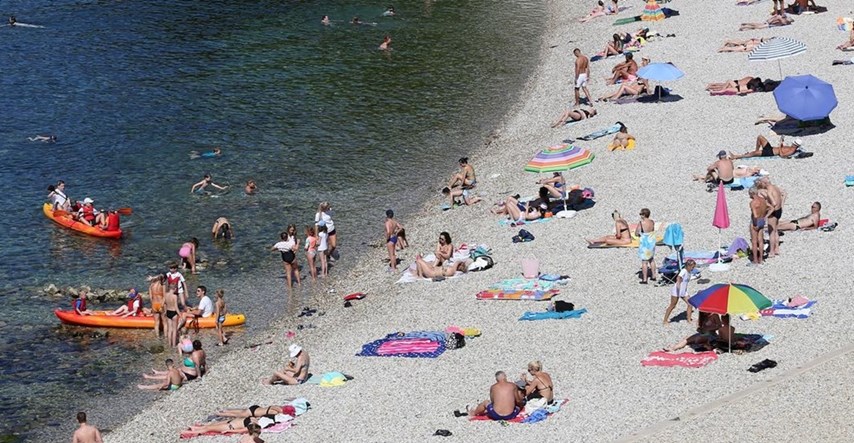 Švicarac pričvrstio mini kameru na prst pa snimao golu djecu u Istri. Uhićen je