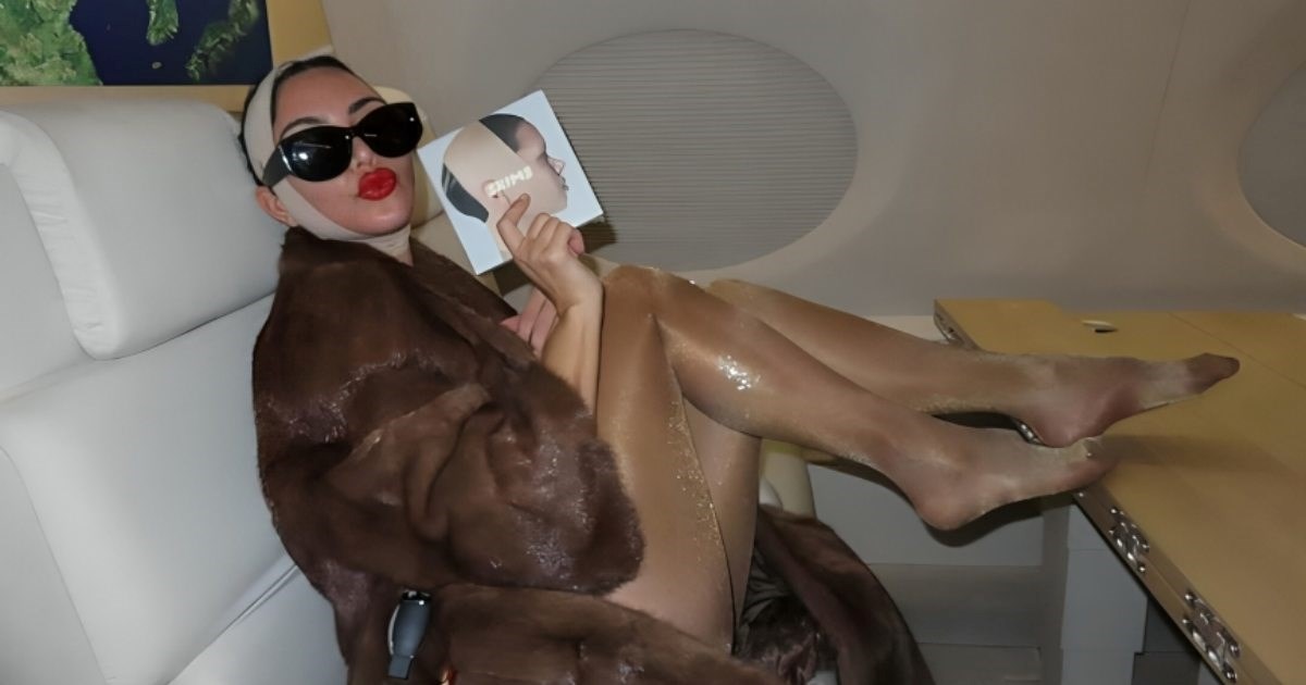 Kim Kardashian pokazala noge u najlonkama od 200 eura