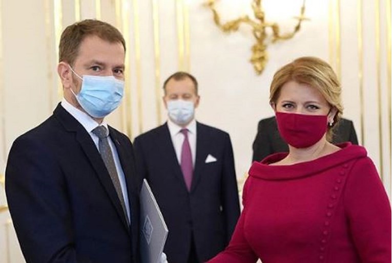 I sa zaštitnim maskama pazi se na modu, a dokaz su i fotke slovačke predsjednice