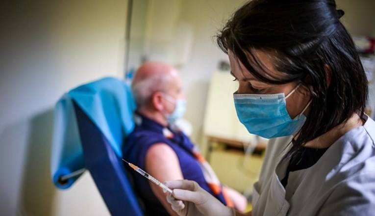 Zbog sporog programa cijepljenja u Rusiji zaštićeno samo 6% građana