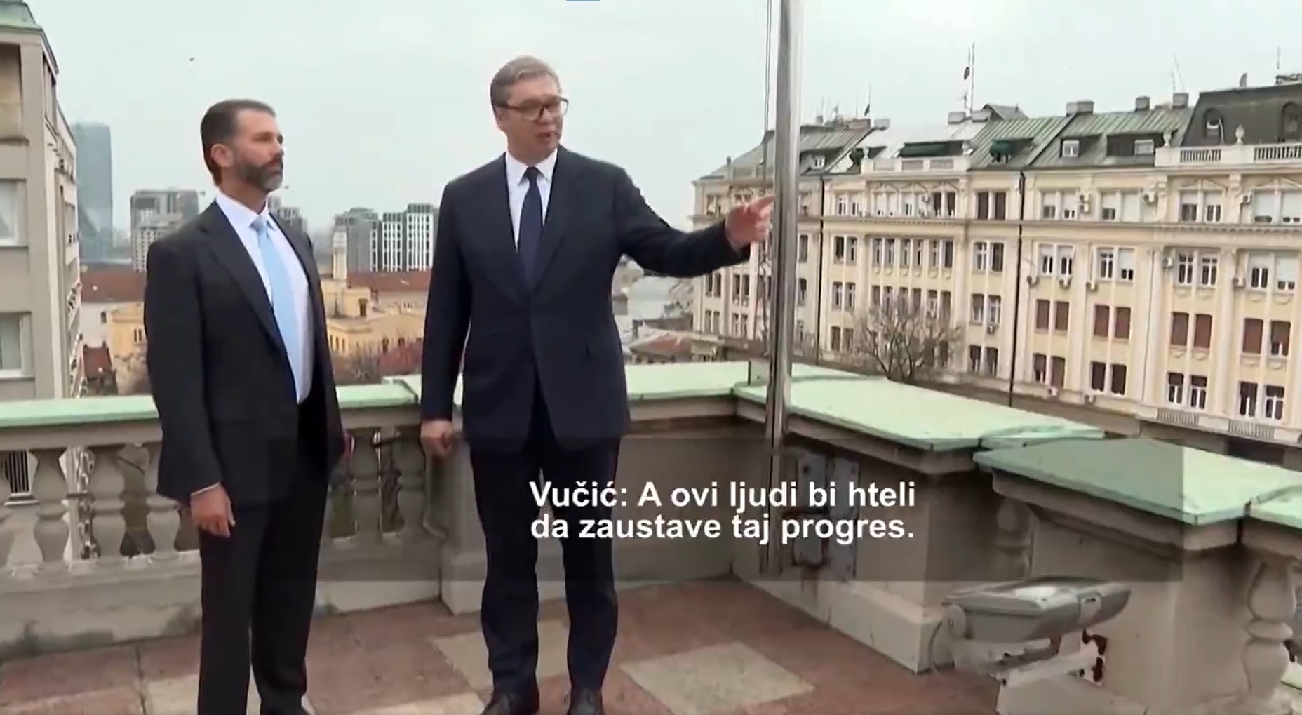 VIDEO Vučić Trumpovom sinu pokazivao prosvjednike: "Oni bi zaustavili progres"
