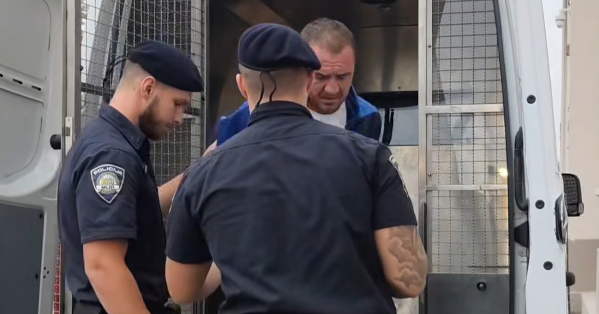 Ovo je čovjek koji je ubio ženu u Slatini. Ona neposredno prije zvala policiju