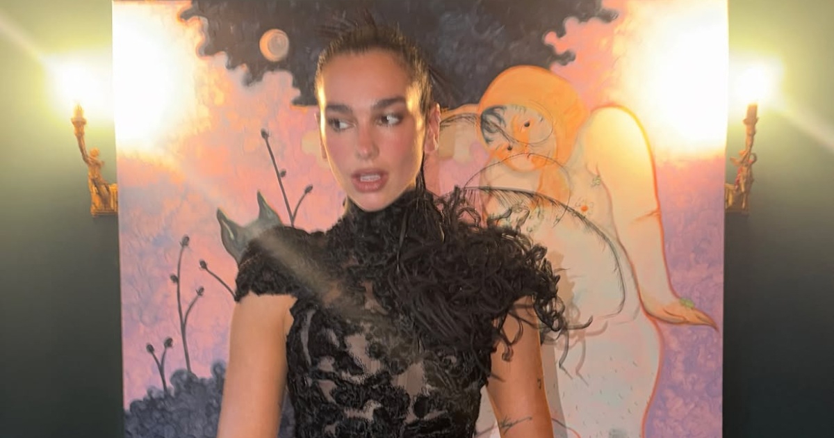 Dua Lipa u gotičkoj kreaciji na premijeri opere u Milanu