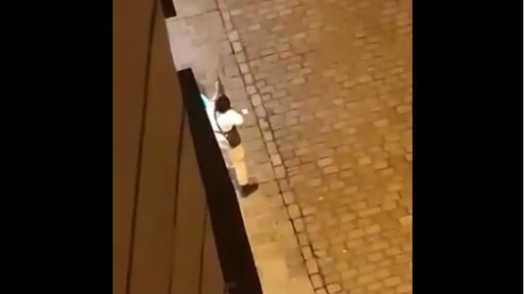 VIDEO Ovo je jedan od napadača, snimili ga kako bježi i puca