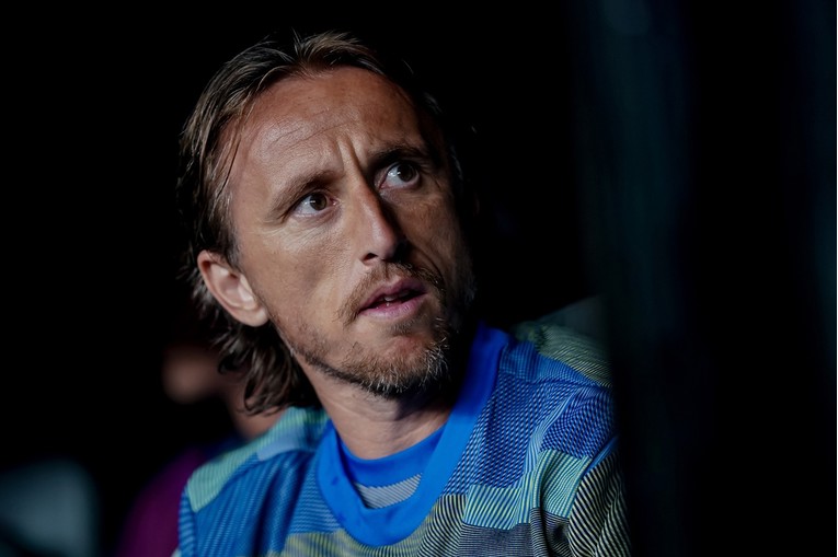 Španjolci: Naš Savez ne bi dopustio da Modrić bude Mourinhov pomoćni trener