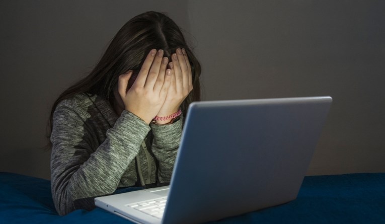 WHO: Svako šesto dijete je žrtva online zlostavljanja