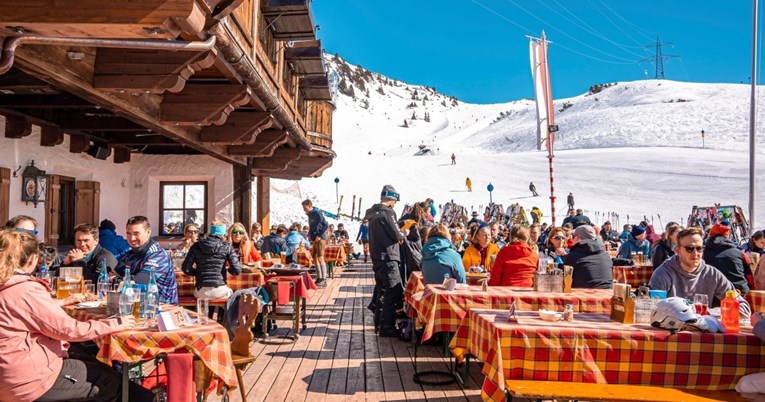 Radnik otkrio kako izgleda život na skijalištima: Alkohol, droga i eskort su posvuda