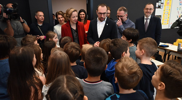 FOTO Tomašević otvorio novu školu u Zagrebu. Radovi koštali više od 18 milijuna eura