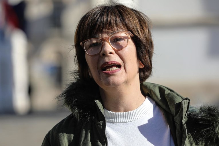 Sindikat novinara: Novinarku Škaričić su zatrpali tužbama zbog tekstova o zdravstvu