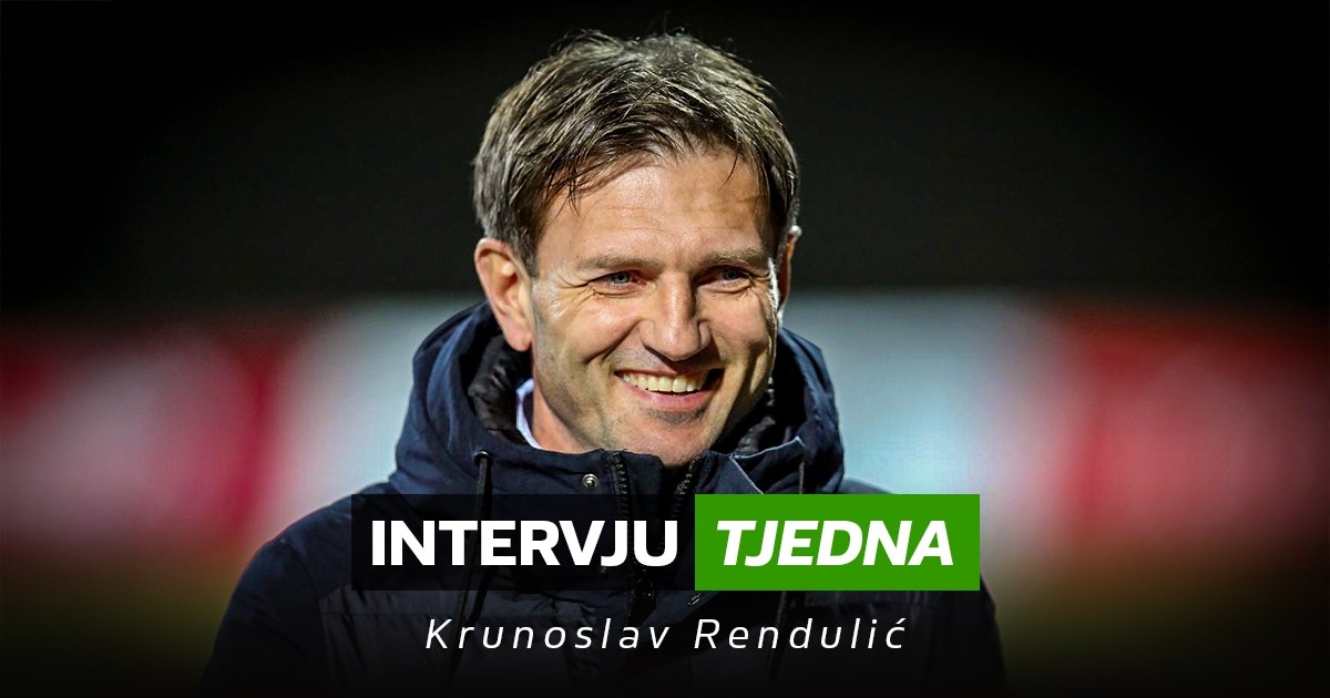 Igrači uđu u svlačionicu i odmah uzmu mobitel. Neki se ne tuširaju, to mi nije jasno