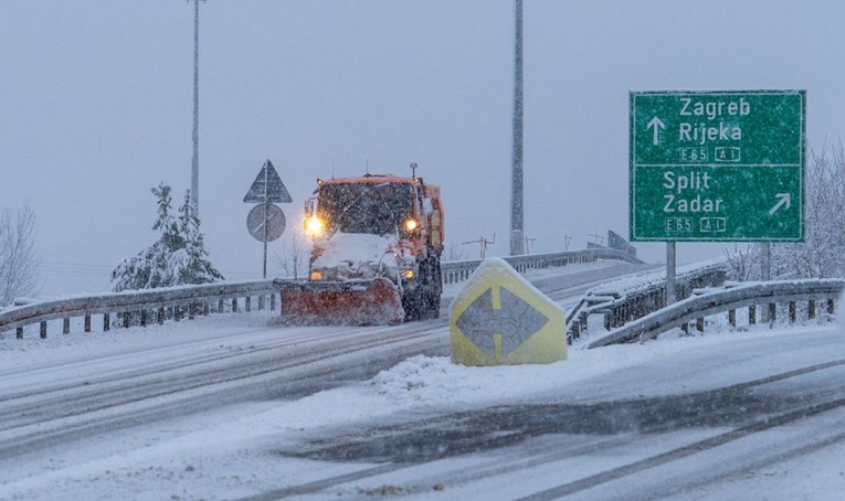 Stiže snijeg, HAC poslao upozorenje vozačima