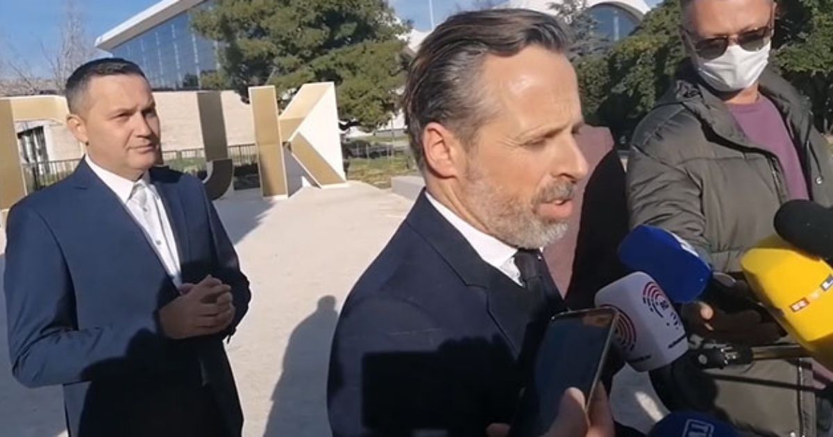 Pao je dogovor, HNS će uložiti četiri milijuna kuna u travnjak na Poljudu