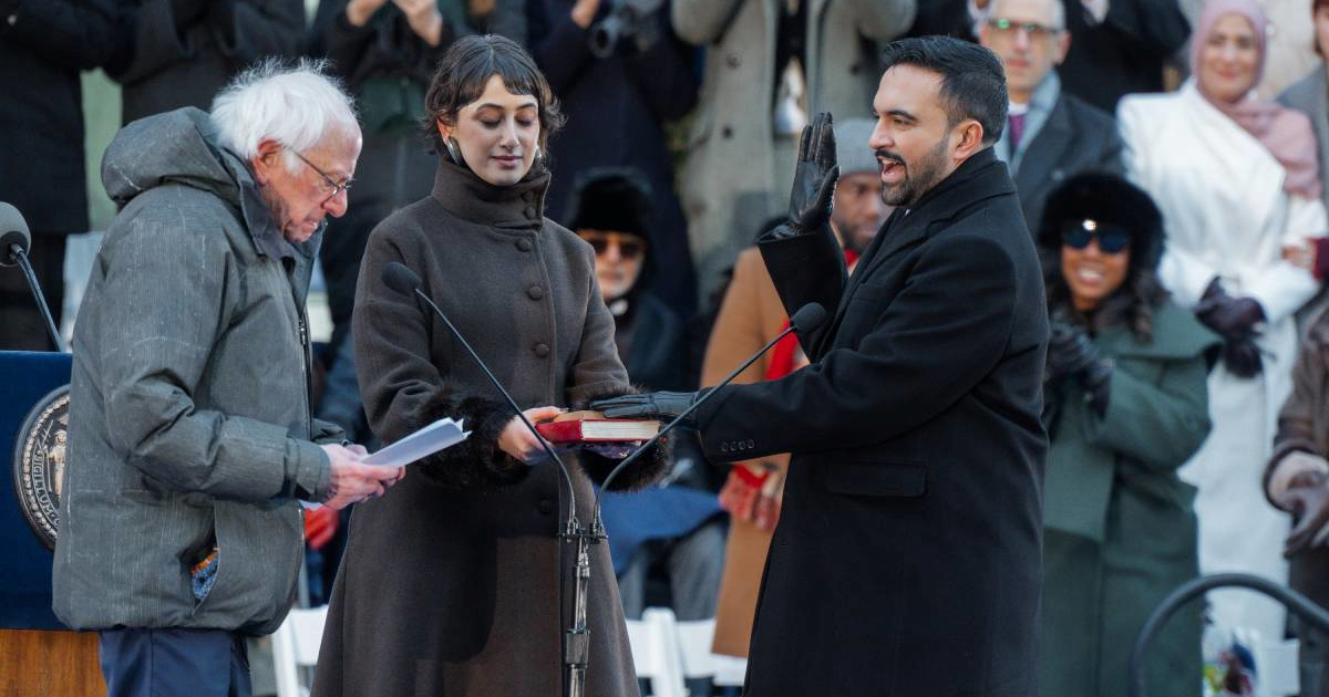 Mamdani prisegnuo na Kuran za gradonačelnika New Yorka: "Vladat ću kao socijalist"