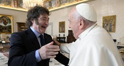 Argentinski predsjednik papu zvao imbecilom. Ovako je danas izgledao njihov susret