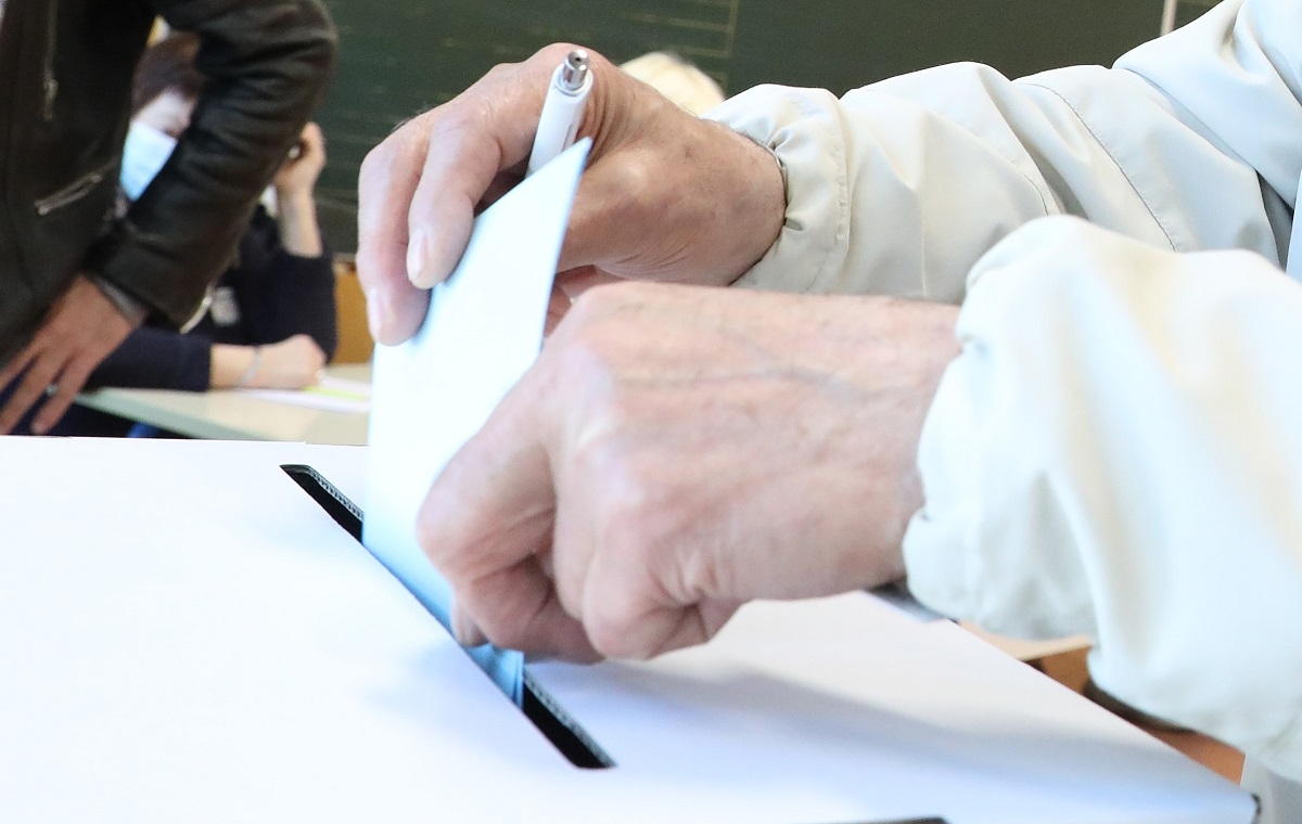Oko 500 pozitivnih i onih u samoizolaciji želi glasati