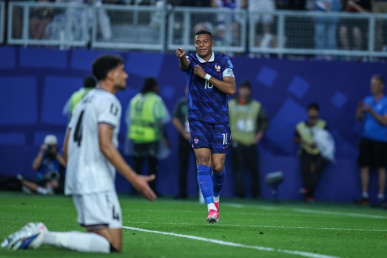Rezultati sinoć: Mbappe i Haaland nastavili harati, Alžir okrenuo  u arapskom derbiju