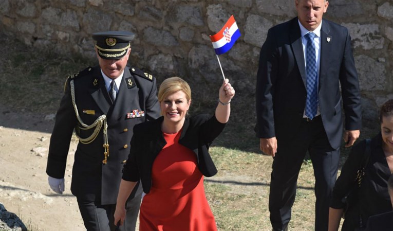 Kolinda za ekstremistički Hrvatski tjednik: "Ne mogu okrenuti leđa Hrvatskoj"