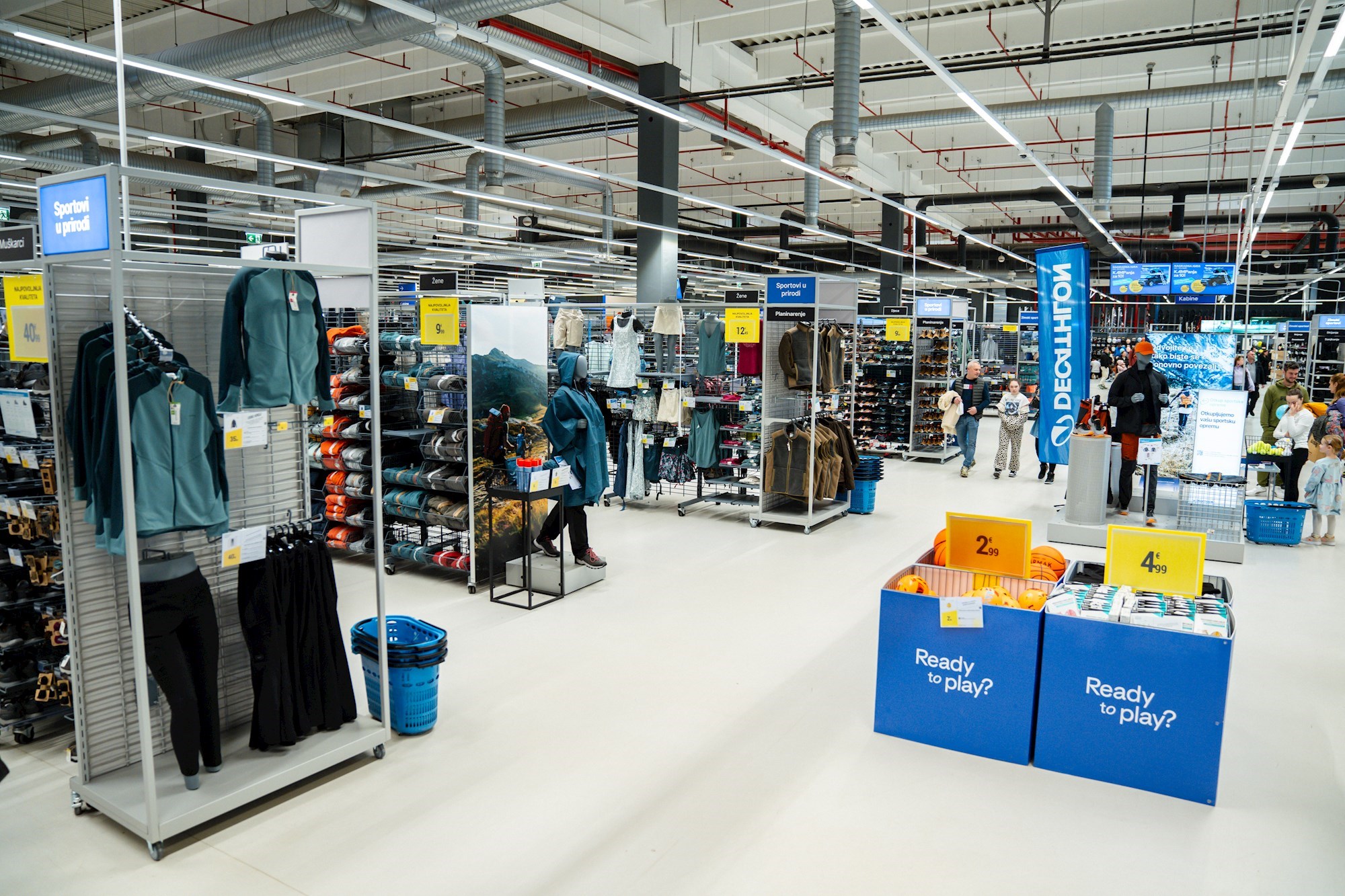 Decathlon je predstavio novouređenu trgovinu u King Crossu: Sportski raj za sve