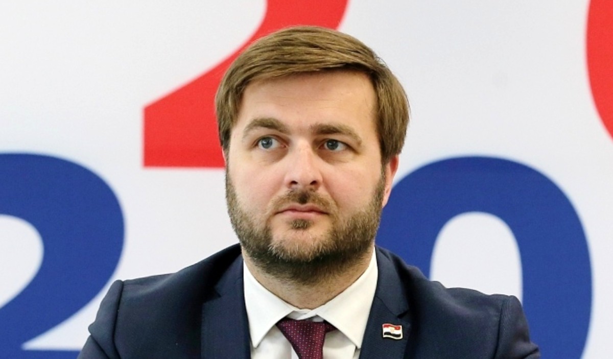 Ćorić: Nerealno je očekivati da će javni sektor dobivati povlastice koje je imao