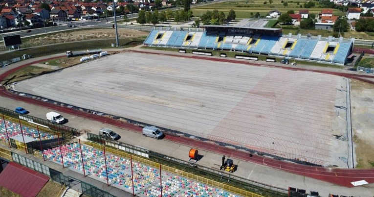 Obnavlja se kritizirani teren SHNL-a. Pogledajte kako sad izgleda