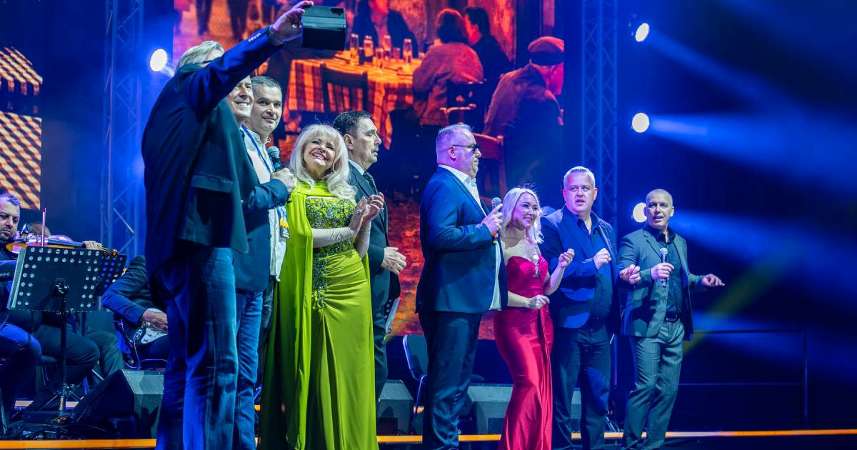 FOTO U Areni Zagreb održan koncert Sjećanje na Tomu Zdravkovića