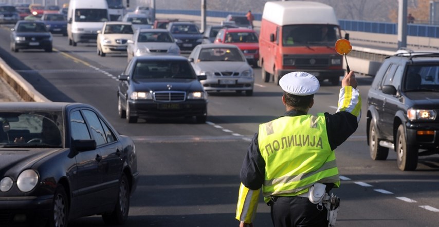 51-godišnjak u Srbiji napravio 12 prometnih prekršaja u 8 minuta