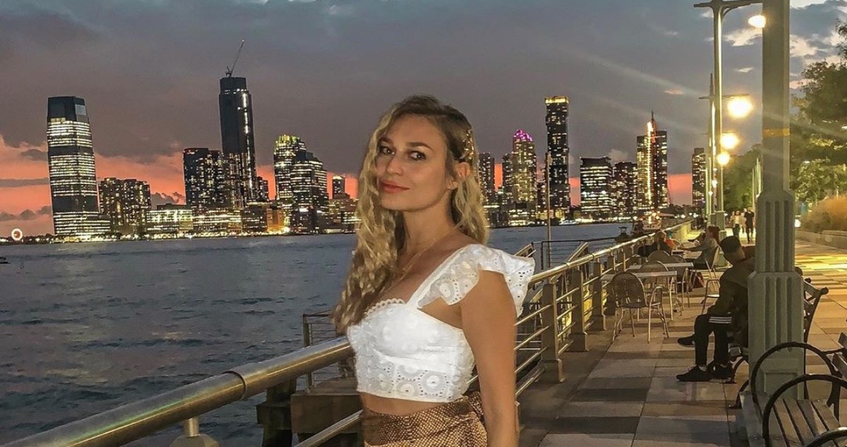 Sonja Kovač nosi zaboravljeni model hlača koji laska baš svakoj figuri