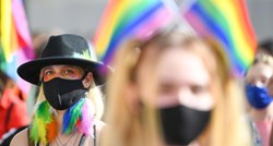 Slovenski ustavni sud: Istospolni partneri mogu posvajati djecu