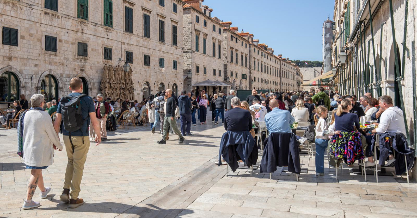 FOTO Dubrovčani su danas uživali na suncu, terase su bile pune