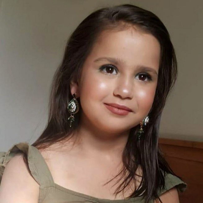 U Britaniji ubijena curica (10). Otac, maćeha i ujak pobjegli u Pakistan, uhićeni su