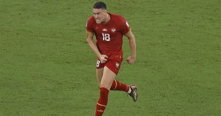 Srpski napadač od 80 milijuna eura proslavio gol hvatanjem za međunožje