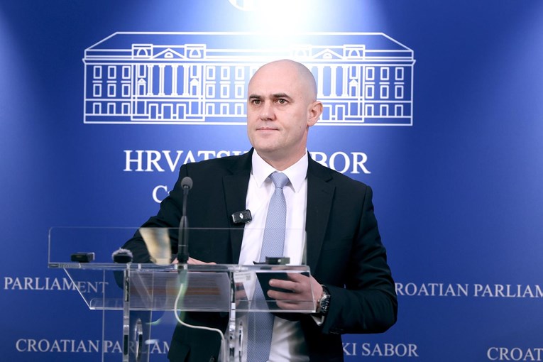 Dabro traži "zabranu zagovaranja zabrane istraživanja hrvatske prošlosti"