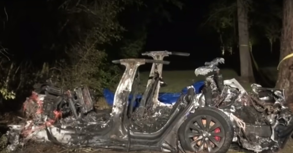 Zaokret u istrazi: Tesla u kojoj su poginula dva putnika nije bila na autopilotu?