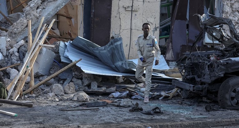 Napad bombaša samoubojice na plaži u Somaliji, najmanje 14 mrtvih