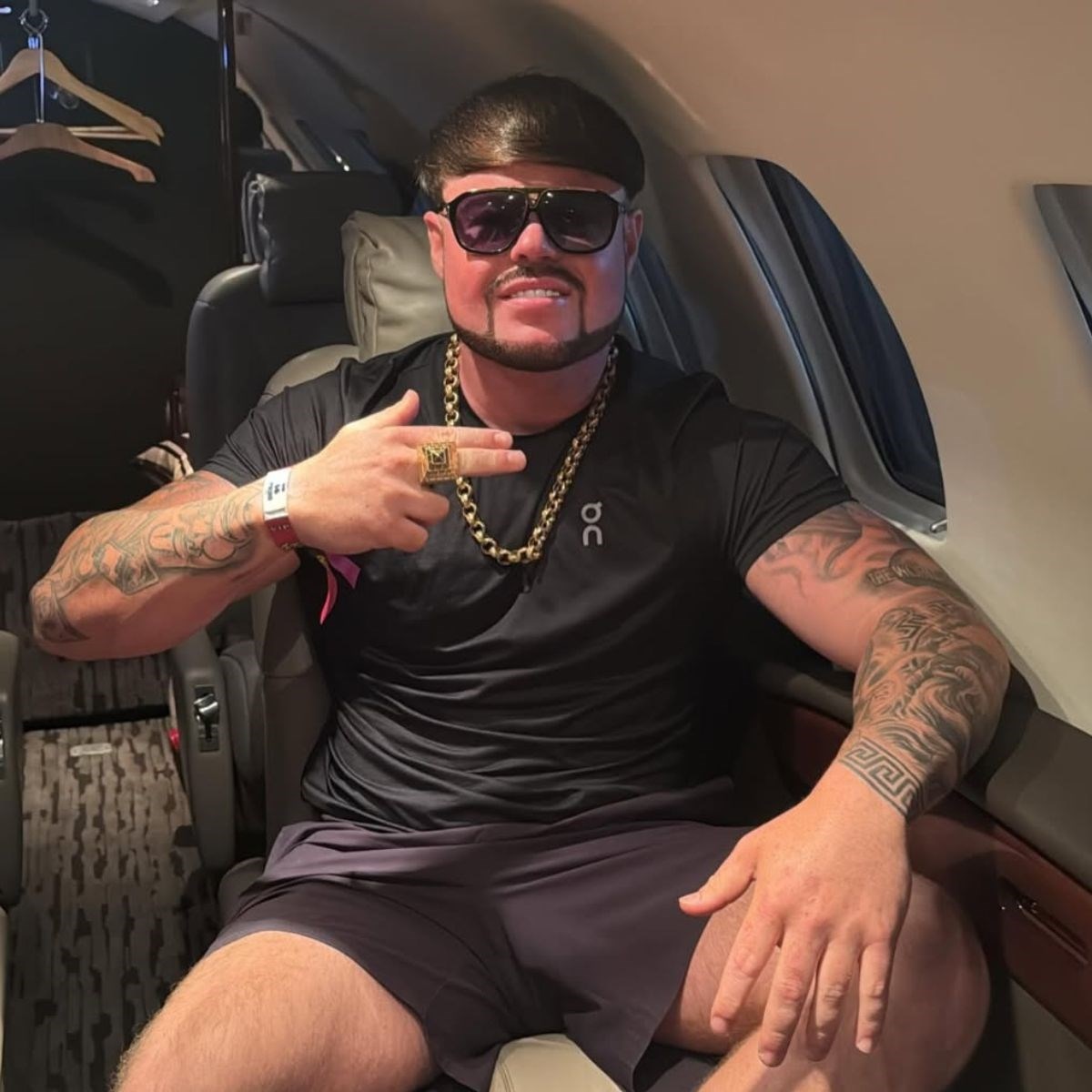 Može li tip s "lonac" frizurom koji se proslavio preko noći zadržati popularnost?