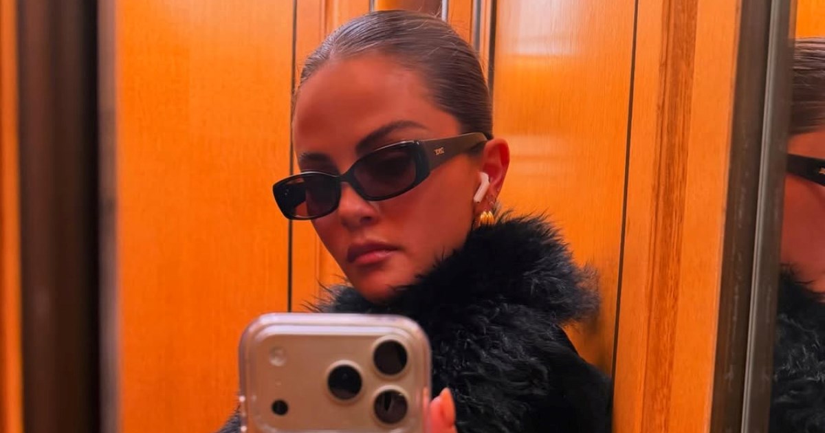 Manikura Selene Gomez već izgleda kao trend sezone