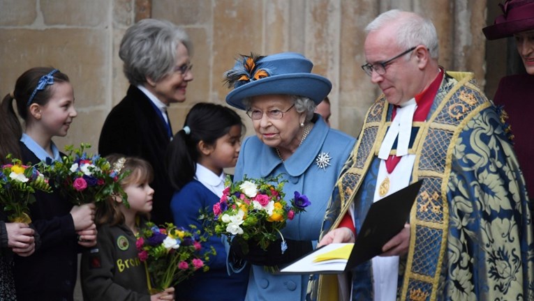 Poznati glazbenici, platinasti puding... Kraljica Elizabeta slavi 70 godina na tronu