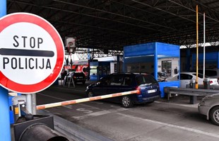 Švercali migrante iz BiH u Hrvatsku. Carinicima plaćali 1500 eura po prijevozu
