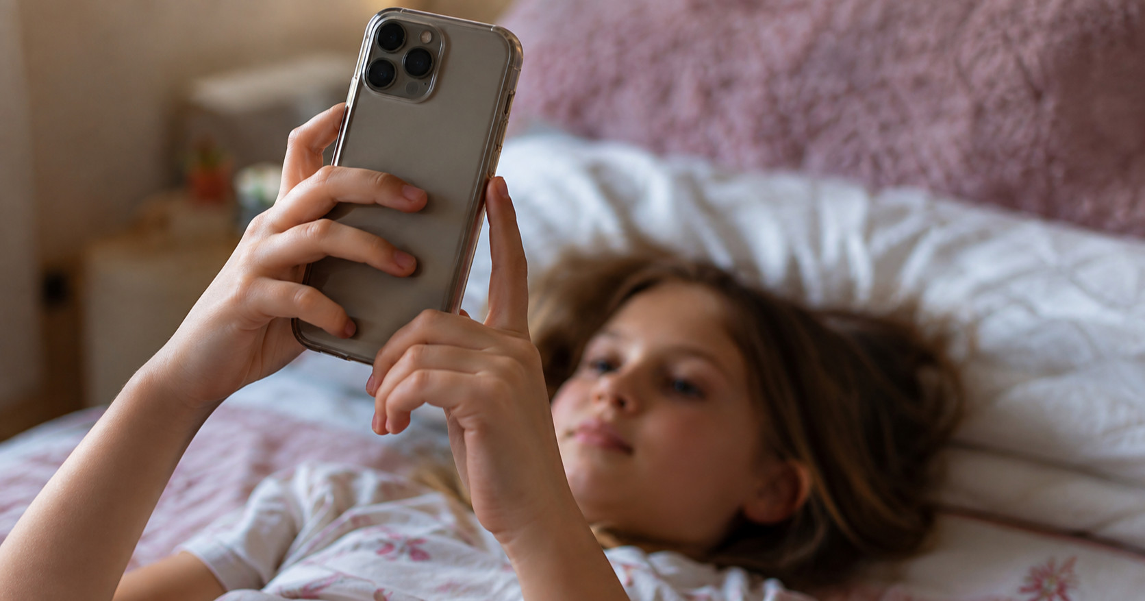 Studija: Mobitel prije 12. godine povezan je s većim rizikom od poremećaja prehrane