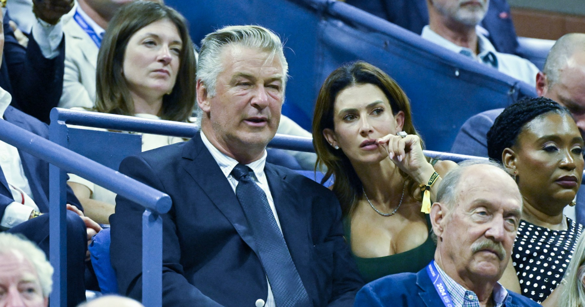 Alec Baldwin i njegova supruga privukli pažnju na US Openu, pratili su meč Đokovića