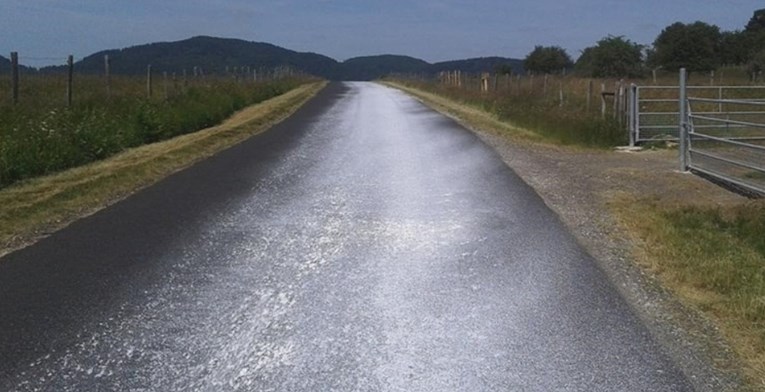 FOTO Ovako neke ceste u Francuskoj izgledaju ljeti. Postoji dobar razlog za to