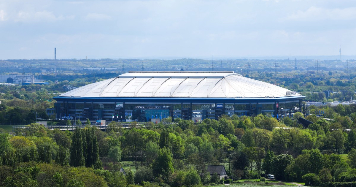 Navija&#x10D;ka ludnica oko kultnog kluba. U 2. Bundesligi pove&#x107;ava kapacitet stadiona