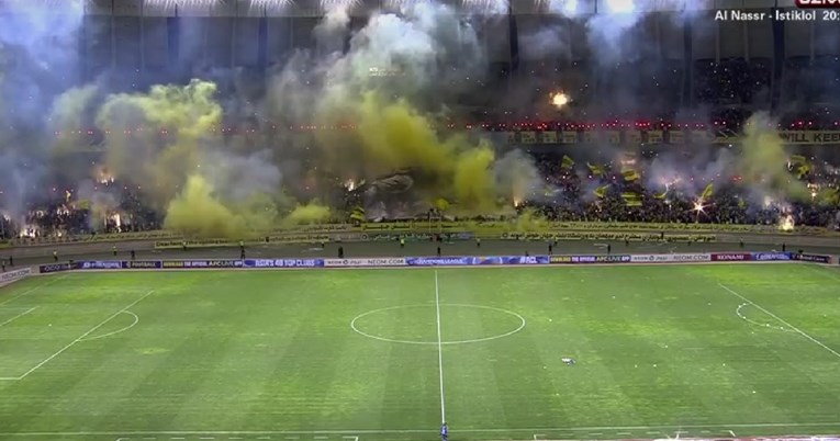 Benzemina momčad zbog kipa odbila izaći na teren u azijskoj Ligi prvaka